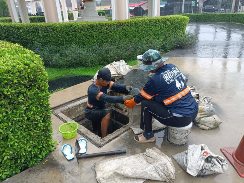 บริการลอกท่อ